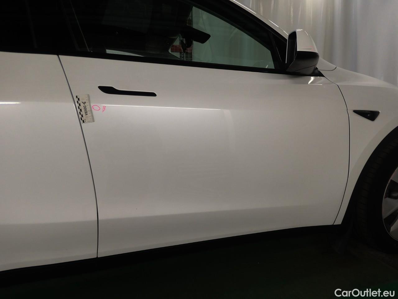  Tesla  Model Y  Long-Range AWD #17