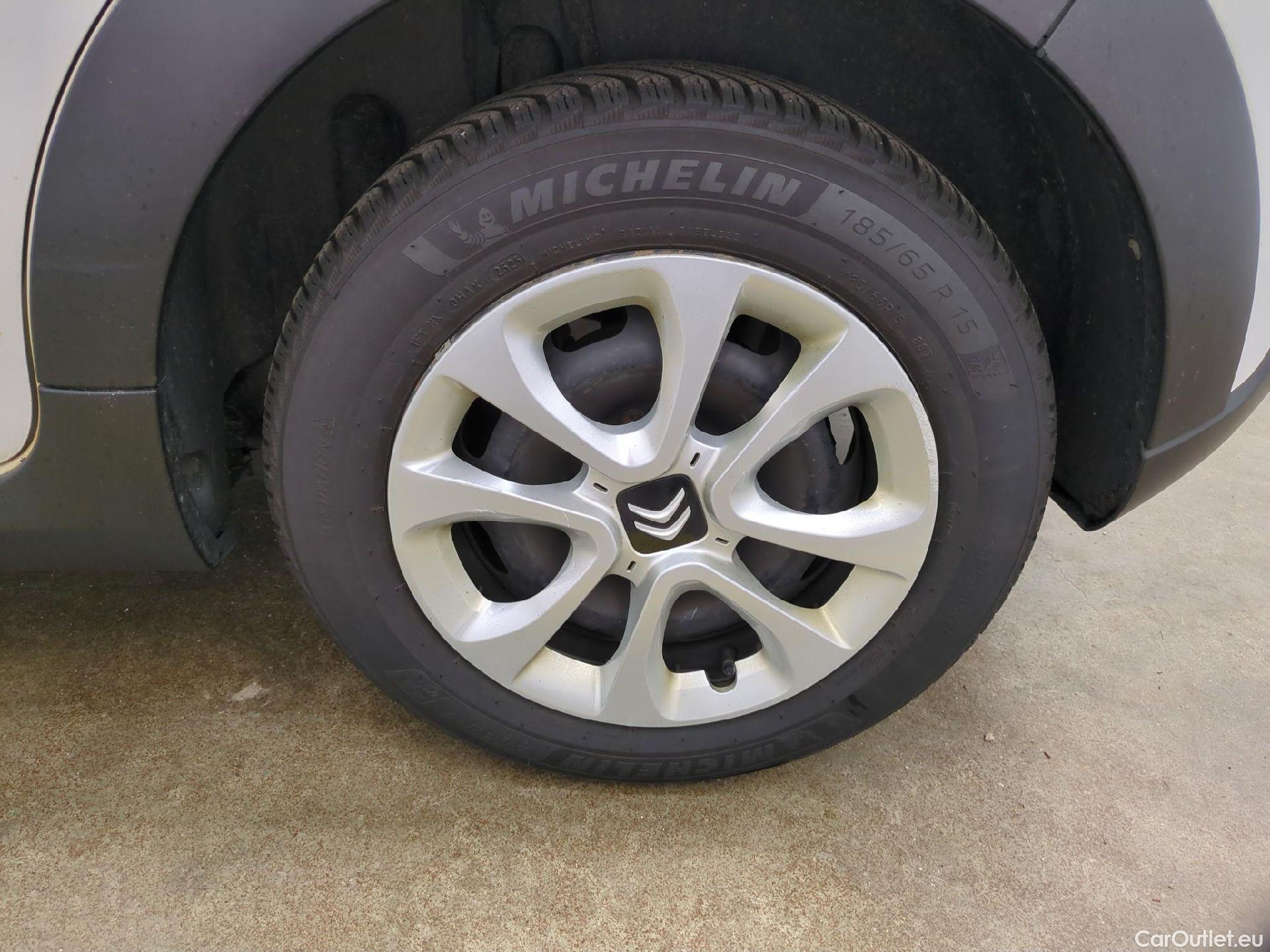  Citroen  C3  Société Feel 1.5 BlueHDI 100CV BVM6 E6dT #5