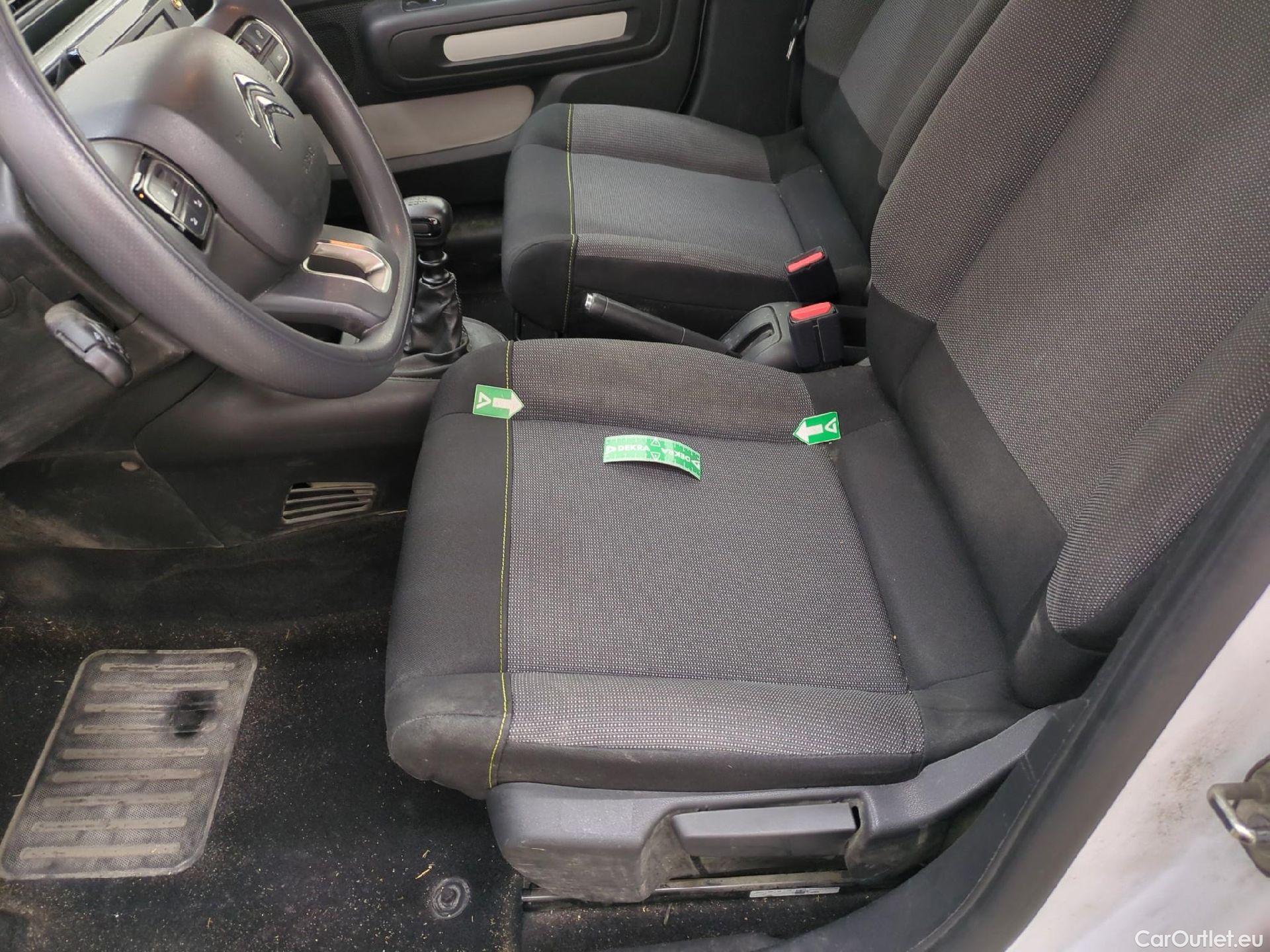  Citroen  C3  Société Feel 1.5 BlueHDI 100CV BVM6 E6dT #4