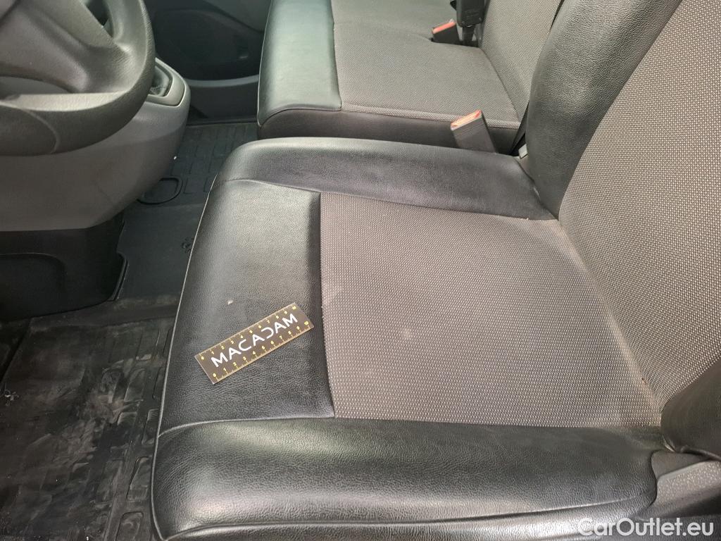  Peugeot  Expert  Fourgon Premium L2 1.5 HDi 120CV BVM6 E6d #19