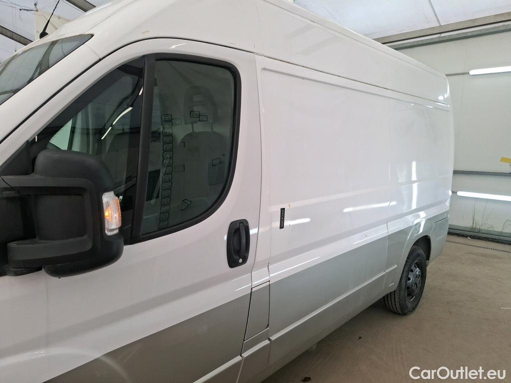  Peugeot  Boxer PEUGEOT  / 2014 / 4P / Fourgon tôlé BLUEHDI 110 PREMIUM 335 L2H2 #63