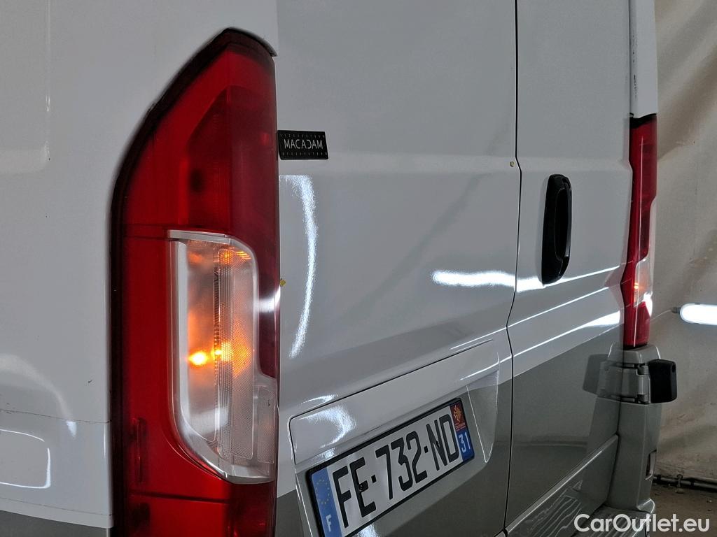  Peugeot  Boxer PEUGEOT  / 2014 / 4P / Fourgon tôlé BLUEHDI 110 PREMIUM 335 L2H2 #32