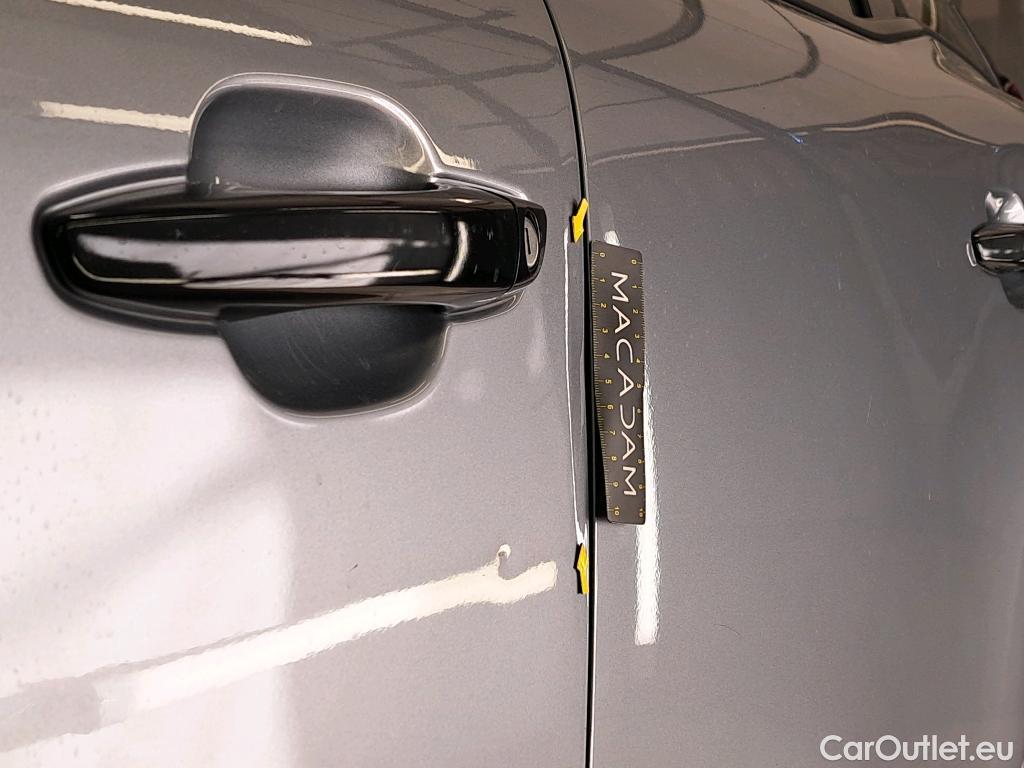  Citroen  C4  Berline Feel 1.5 BlueHDI 110CV BVM6 E6d #2