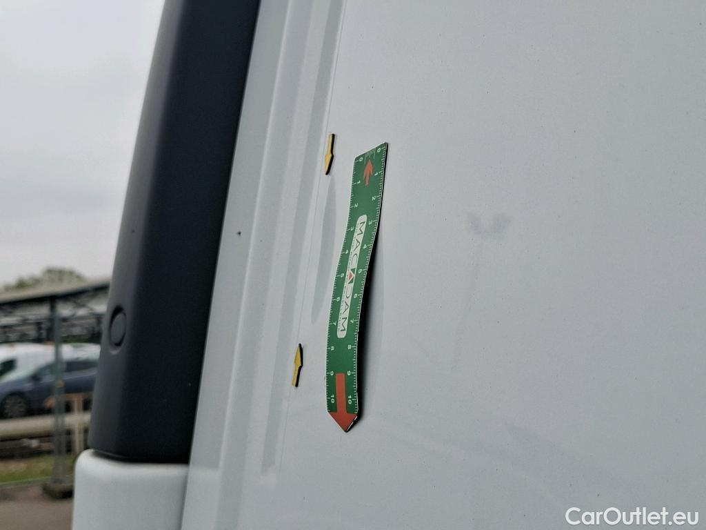  Renault  Trafic RENAULT  / 2021 / 4P / Fourgon tôlé FG GCF L2H2 3T Blue dCi 150 #15