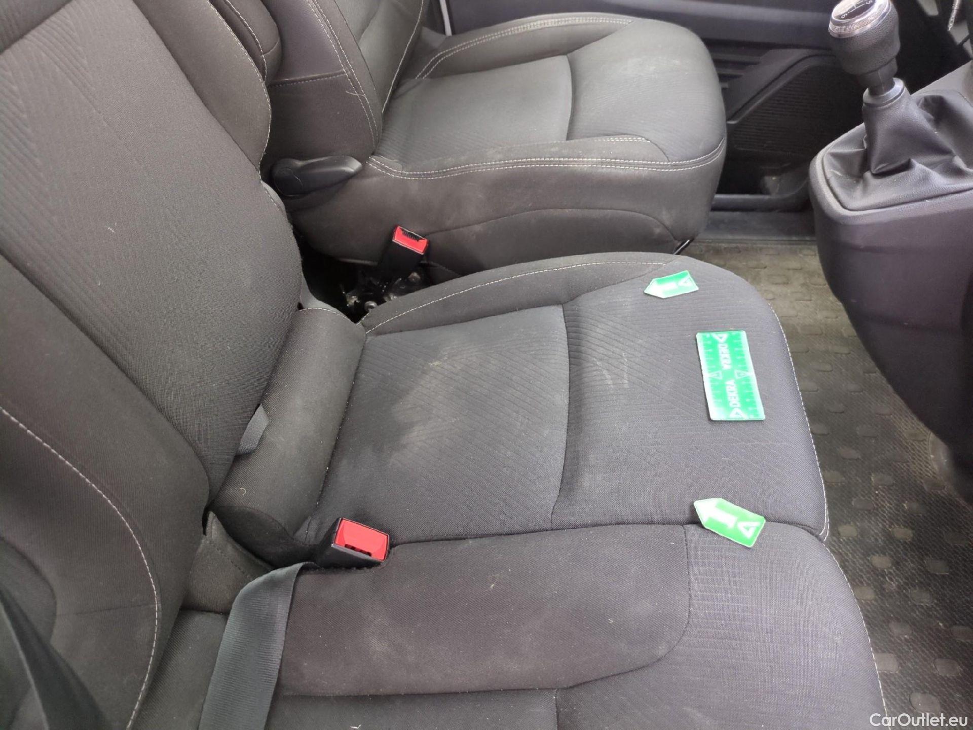  Renault  Trafic  Fourgon L1H1 3T Grand Confort 2.0 dCi 130CV BVM6 E6d #9