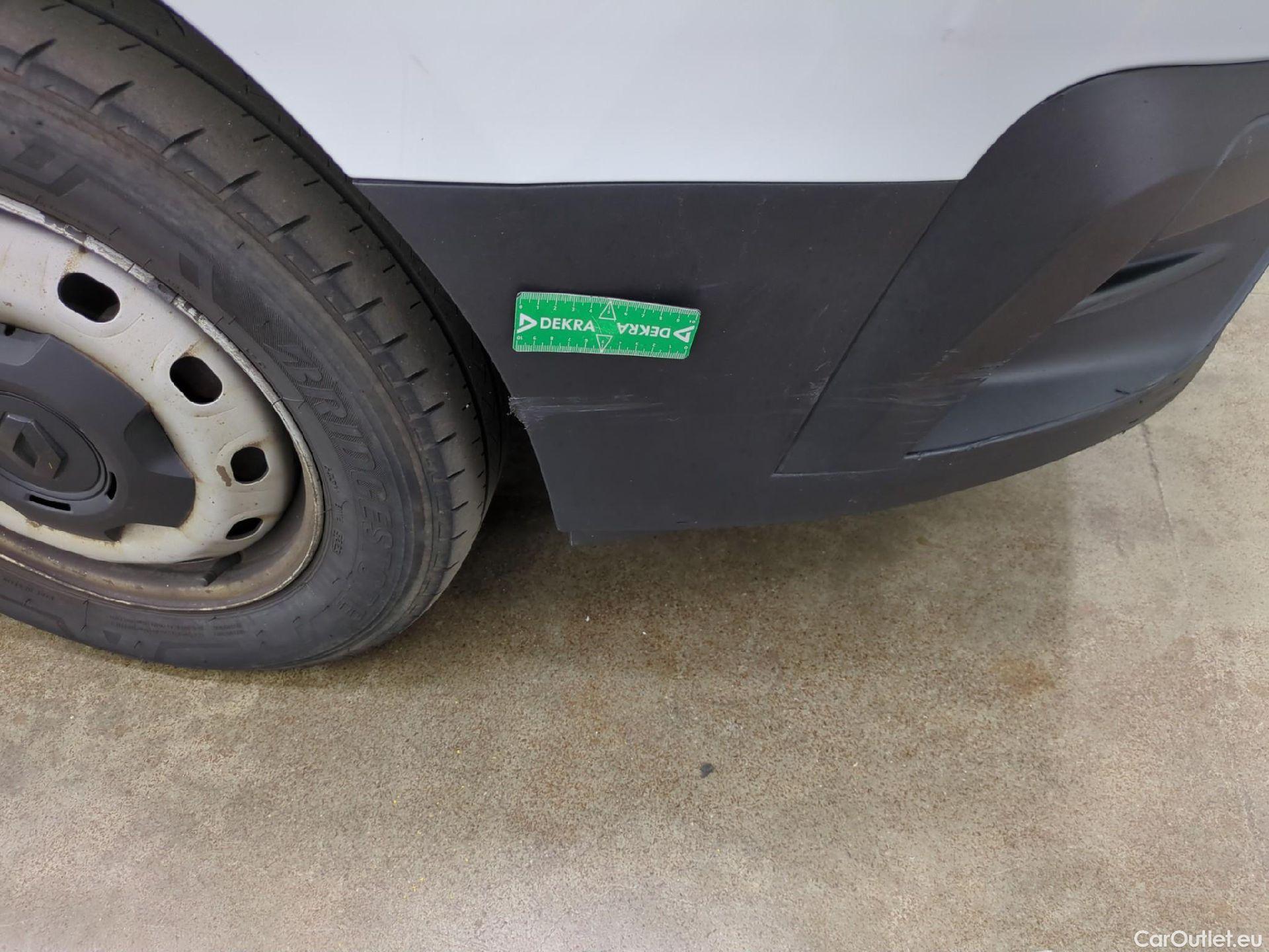  Renault  Trafic  Fourgon L1H1 3T Grand Confort 2.0 dCi 130CV BVM6 E6d #58