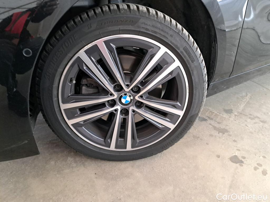 Bmw  Serie 1 BMW Série 1 / 2019 / 5P / Berline 1.5 116I Business Design #49