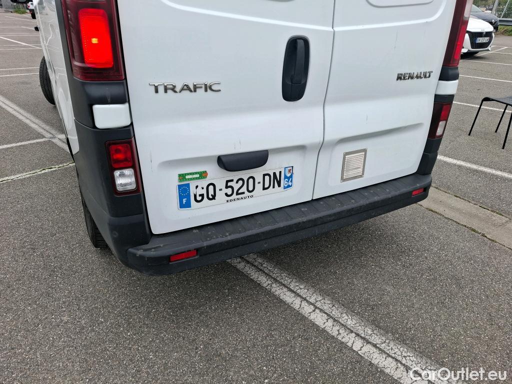  Renault  Trafic RENAULT  / 2021 / 4P / Fourgon tôlé FG GCF L2H2 3T Blue dCi 150 #24