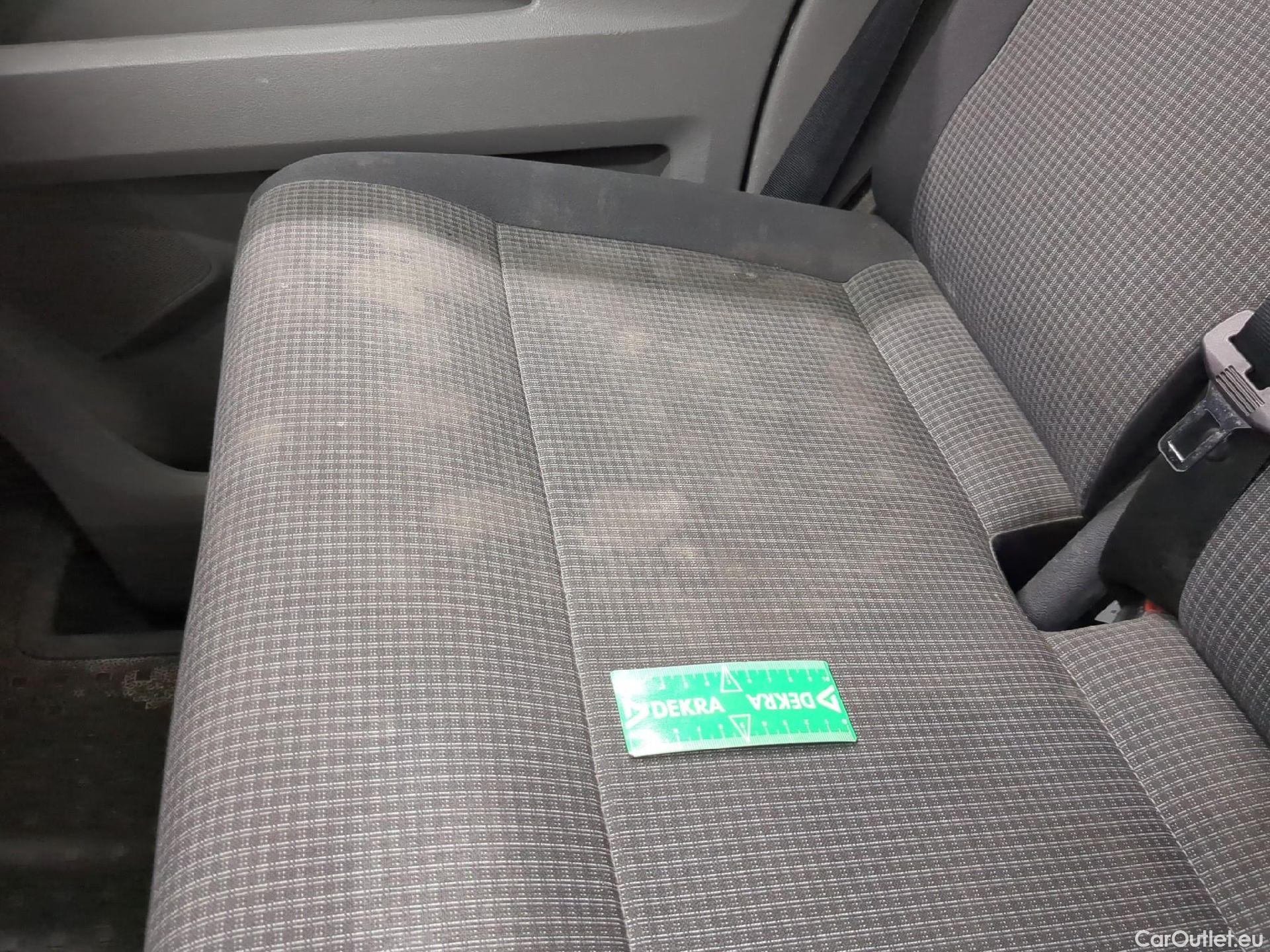  Volkswagen  Transporter VOLKSWAGEN  / 2019 / 4P / Fourgon tôlé 2.0 TDi 150 4MO L2H2 Business Line #6