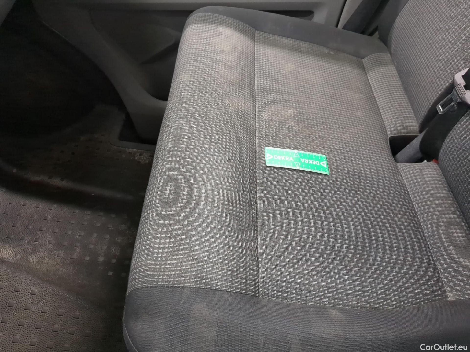  Volkswagen  Transporter VOLKSWAGEN  / 2019 / 4P / Fourgon tôlé 2.0 TDi 150 4MO L2H2 Business Line #5