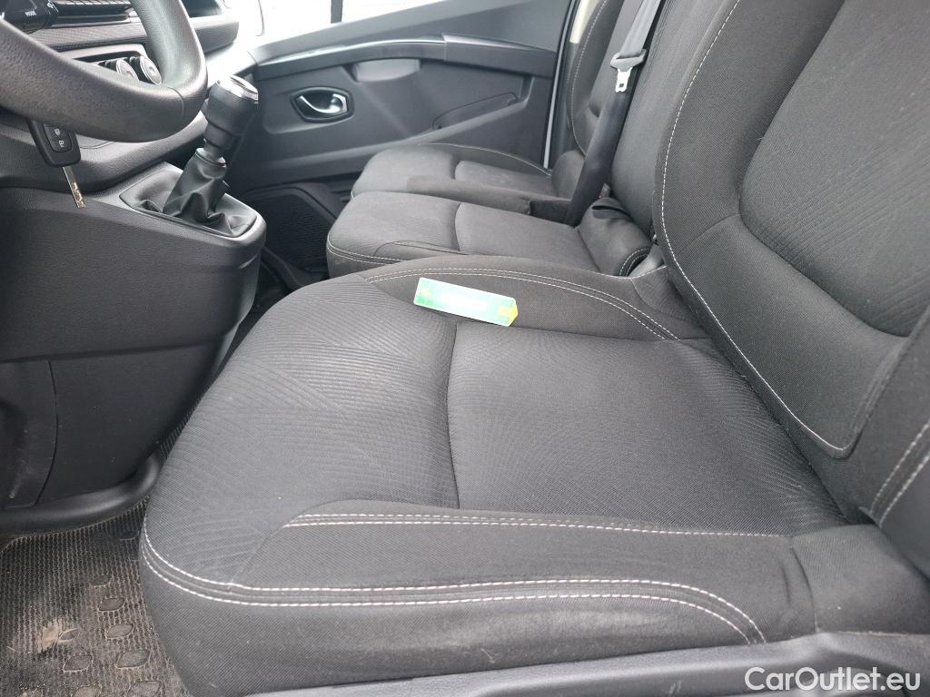  Renault  Trafic RENAULT  / 2021 / 4P / Fourgon tôlé FG GCF L2H2 3T Blue dCi 150 #19