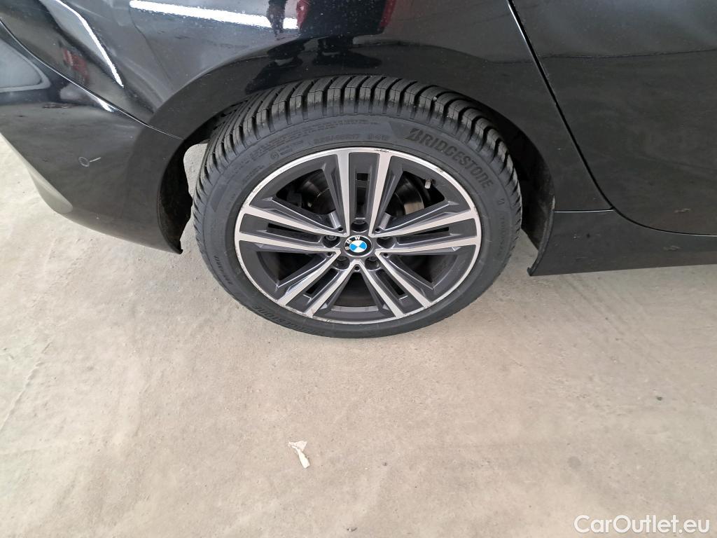  Bmw  Serie 1 BMW Série 1 / 2019 / 5P / Berline 1.5 116I Business Design #22