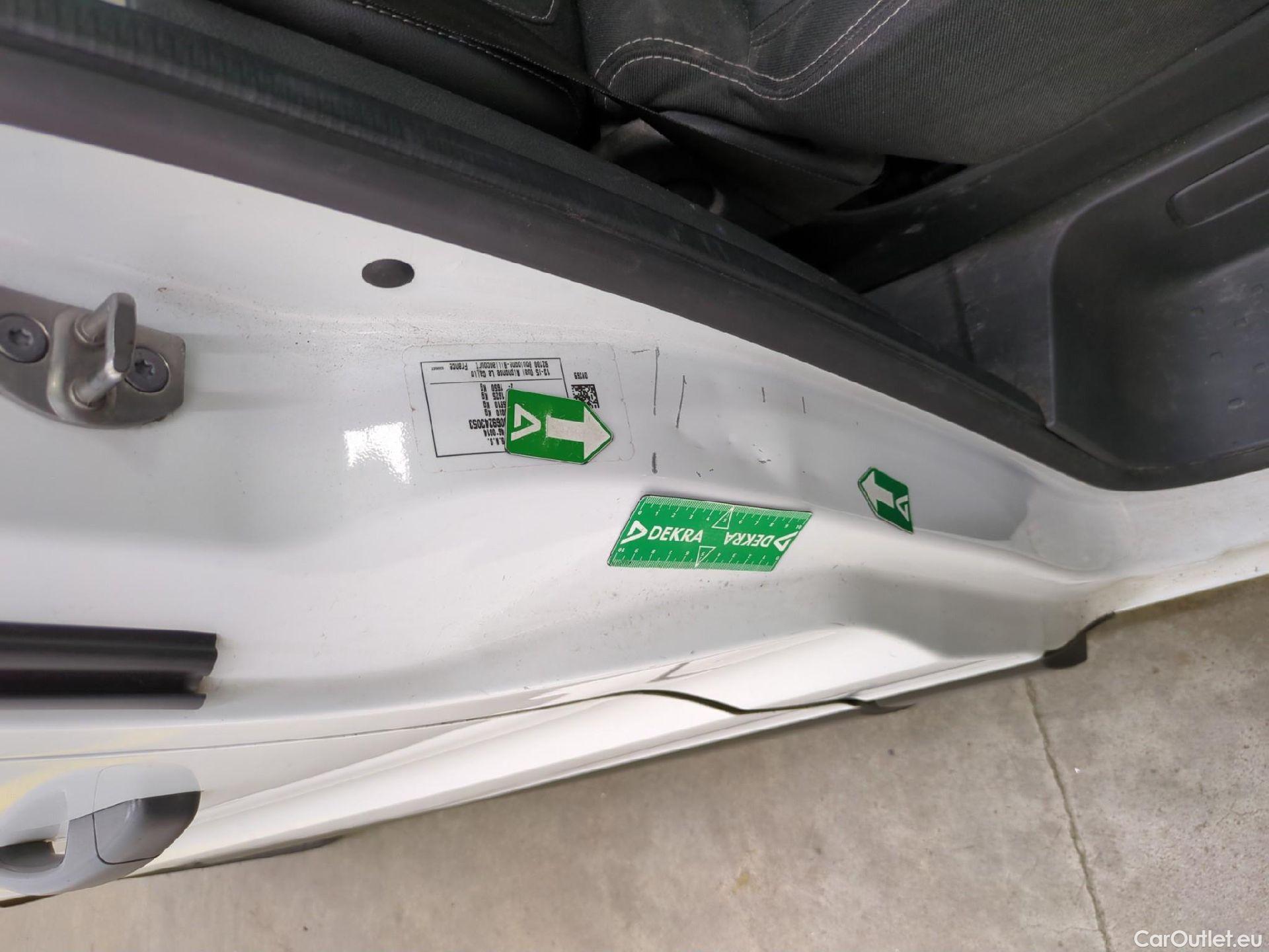  Renault  Trafic  Fourgon L1H1 3T Grand Confort 2.0 dCi 130CV BVM6 E6d #5