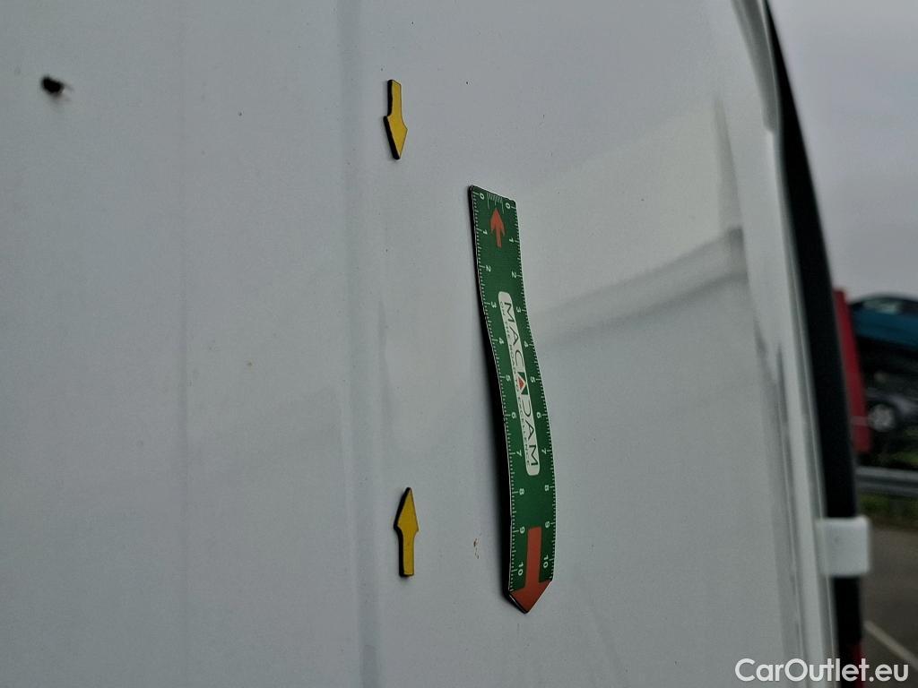  Renault  Trafic RENAULT  / 2021 / 4P / Fourgon tôlé FG GCF L2H2 3T Blue dCi 150 #16