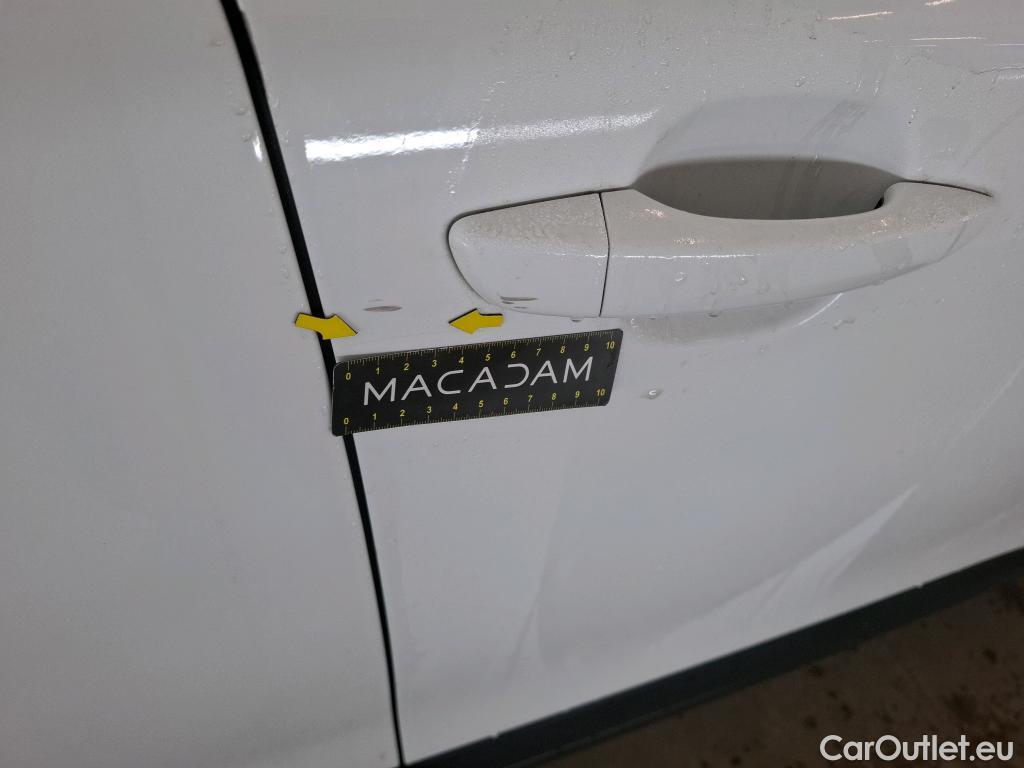  Peugeot  2008  Active Business 1.5 HDi 110CV BVM6 E6d #24