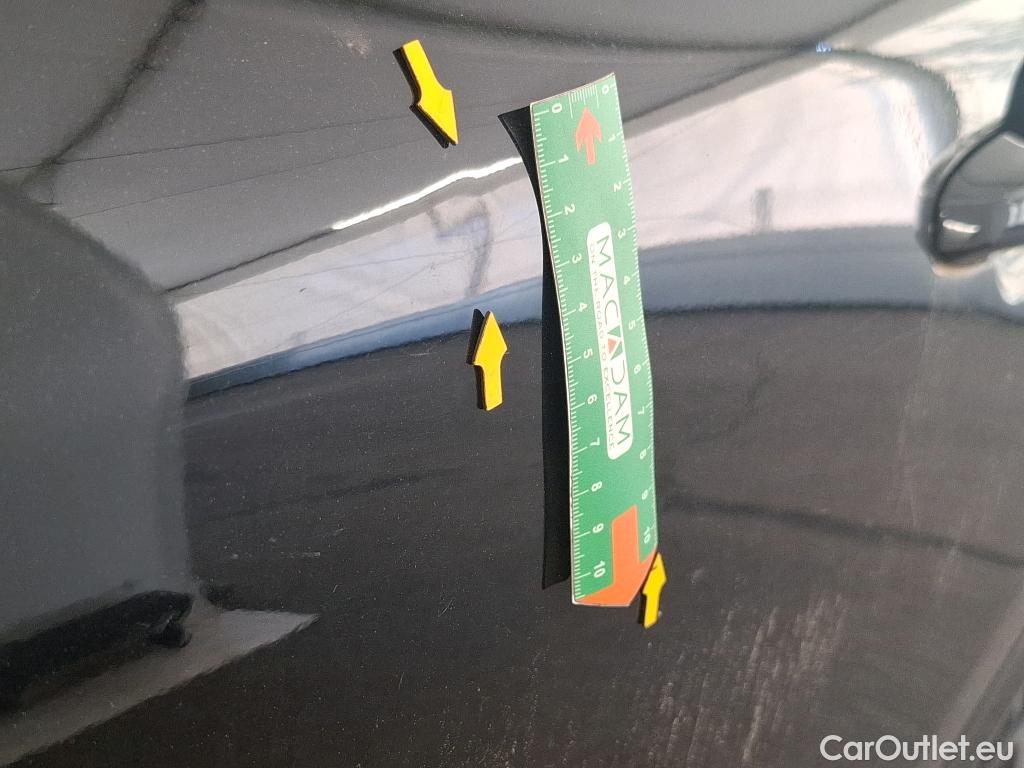  Ford  Kuga FORD  2019 5P SUV 25 190 hybrid Flexifuel Pshift STLine #41