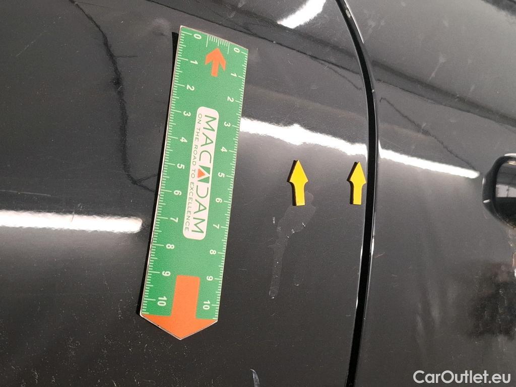  Ford  Kuga FORD  2019 5P SUV 25 190 hybrid Flexifuel Pshift STLine #47