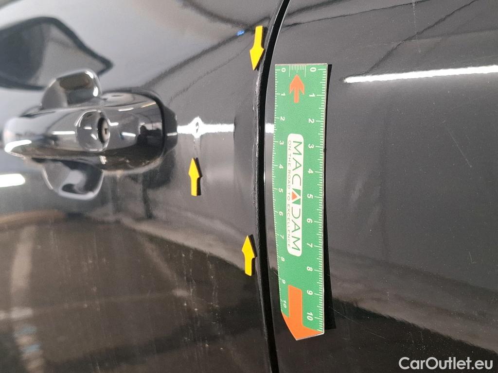  Ford  Kuga FORD  2019 5P SUV 25 190 hybrid Flexifuel Pshift STLine #4