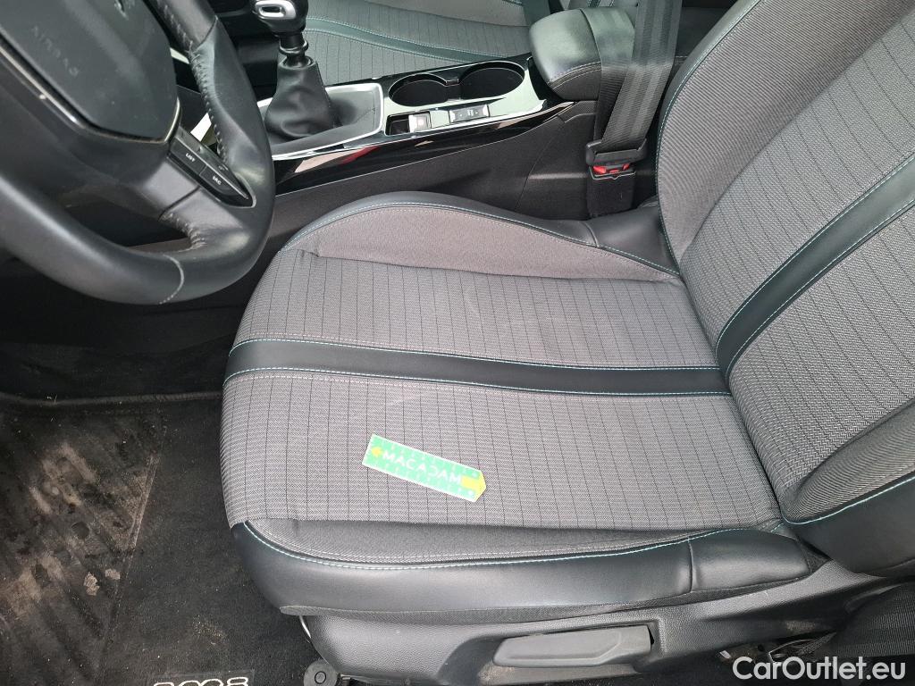  Peugeot  2008  Allure Business 1.5 HDi 110CV BVM6 E6d #25