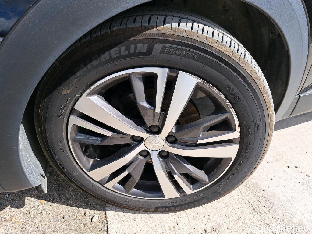  Peugeot  3008  Allure Pack 1.5 HDi 130CV BVA8 E6d #13