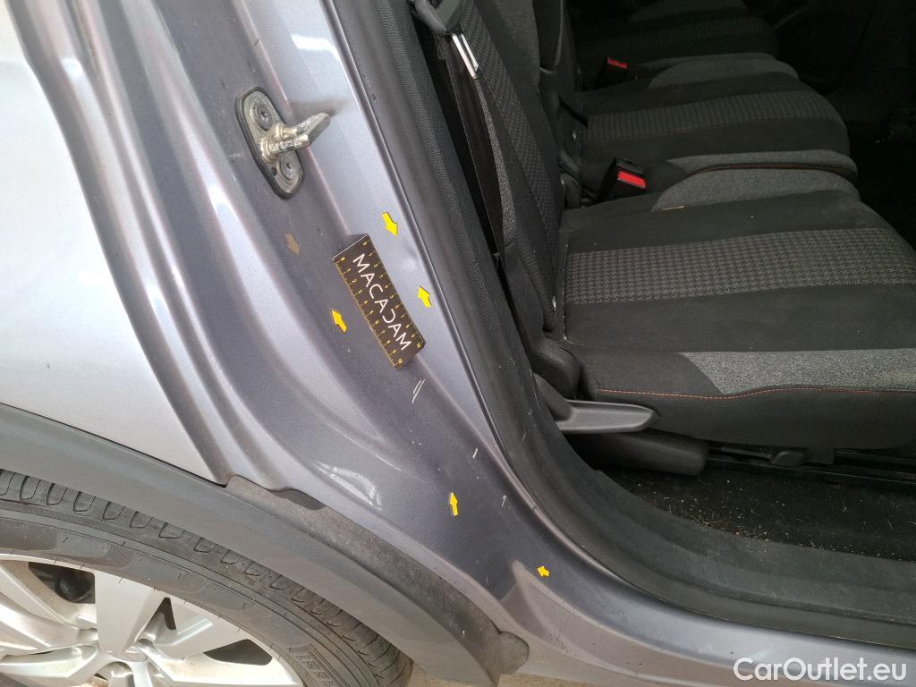  Peugeot  5008  Active Business 1.5 HDi 130CV BVA8 E6dT #12