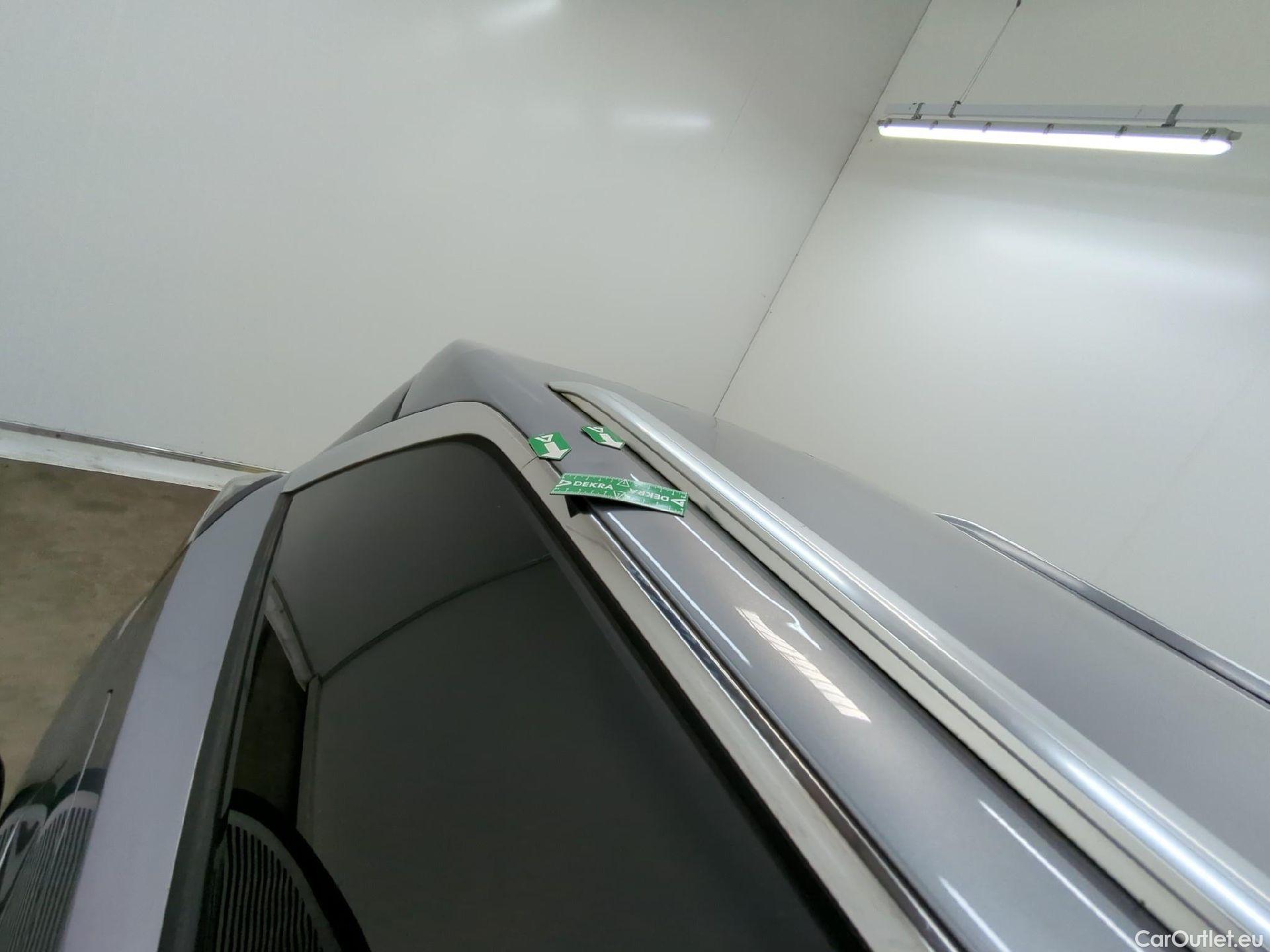  Peugeot  5008  Allure 1.5 HDi 130CV BVA8 7 Sieges E6d #15