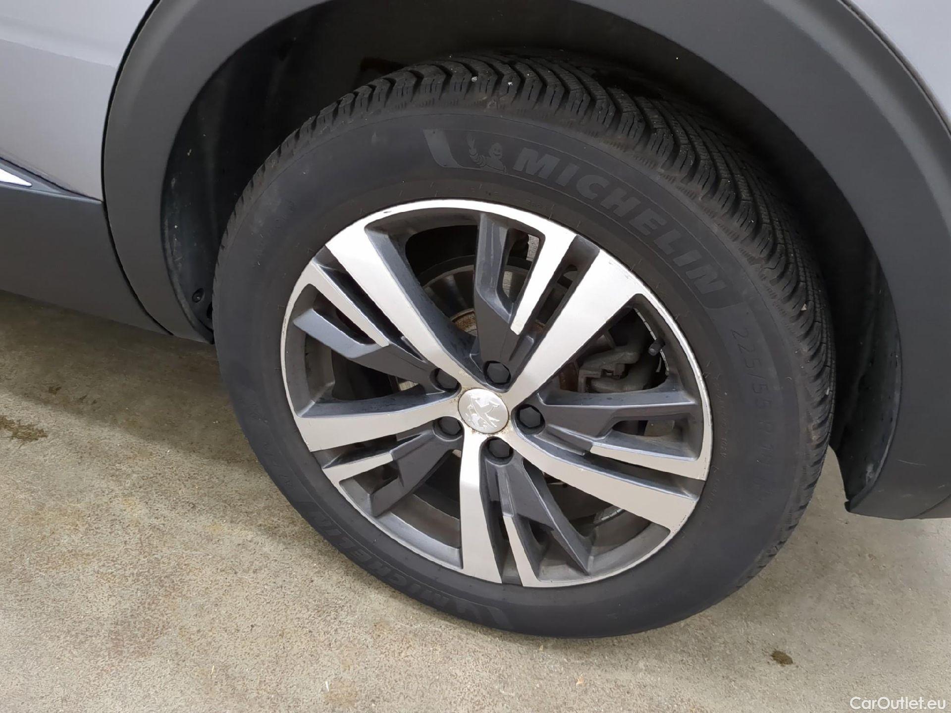  Peugeot  5008  Allure 1.5 HDi 130CV BVA8 7 Sieges E6d #9