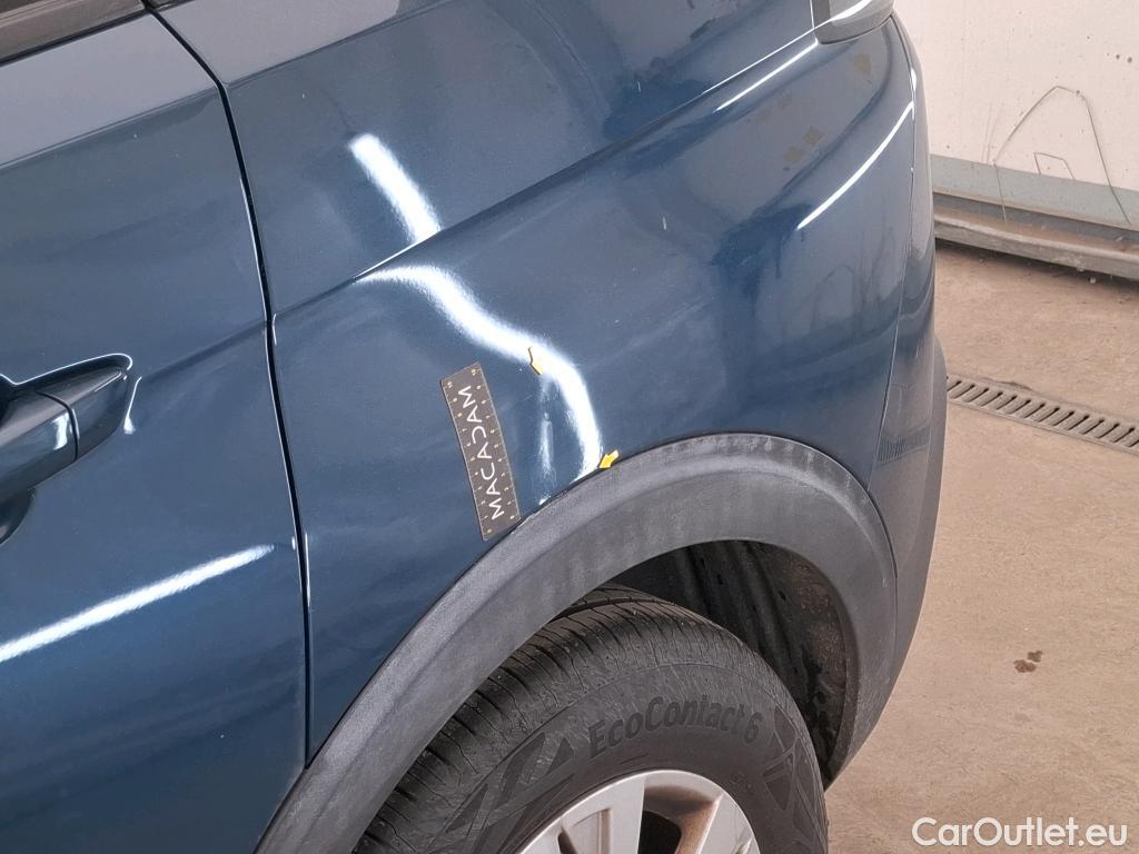  Peugeot  5008  Active Pack 1.5 HDi 130CV BVA8 7 Sieges E6d #3