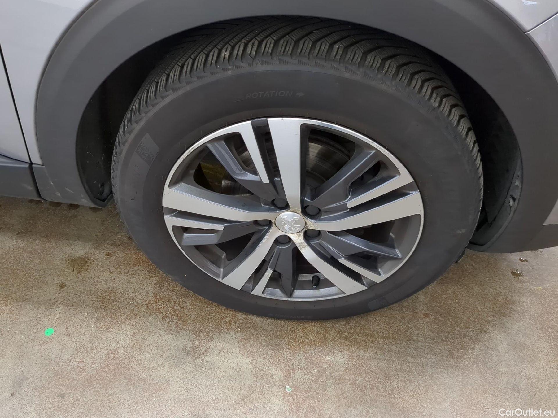  Peugeot  5008  Allure 1.5 HDi 130CV BVA8 7 Sieges E6d #26