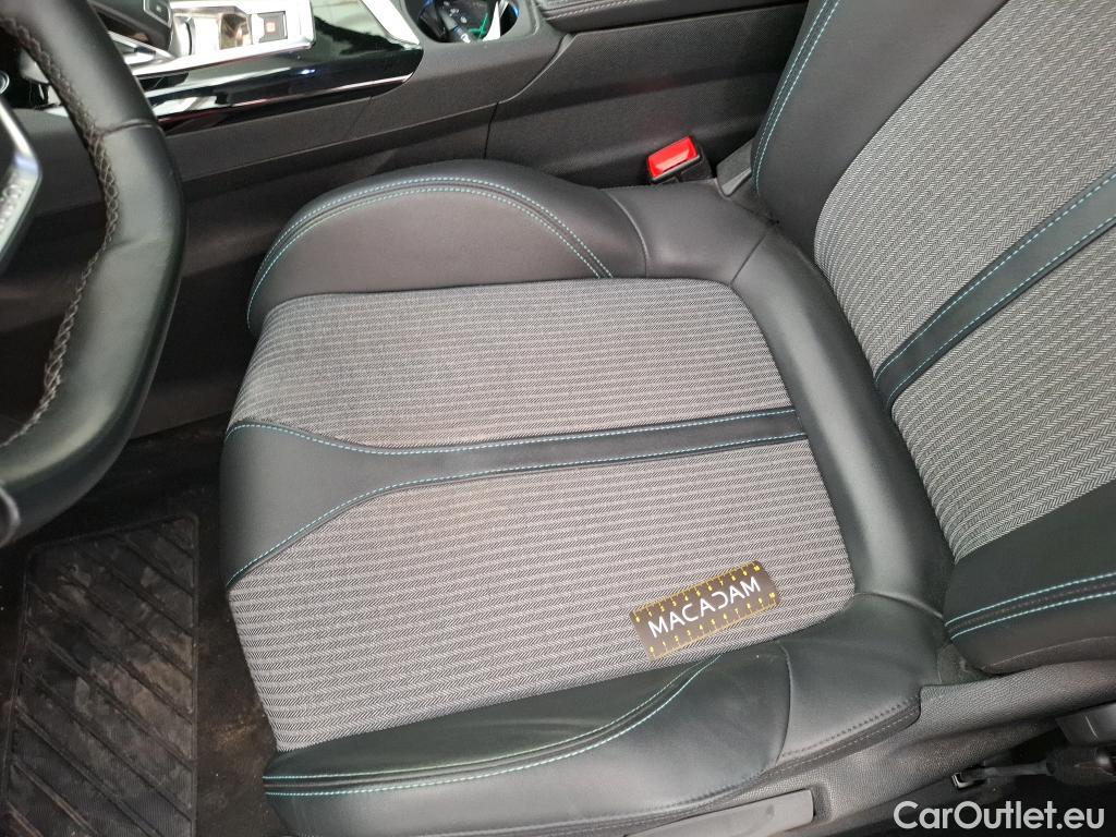  Peugeot  5008  Allure Pack 1.5 HDi 130CV BVA8 7 Sieges E6d #10