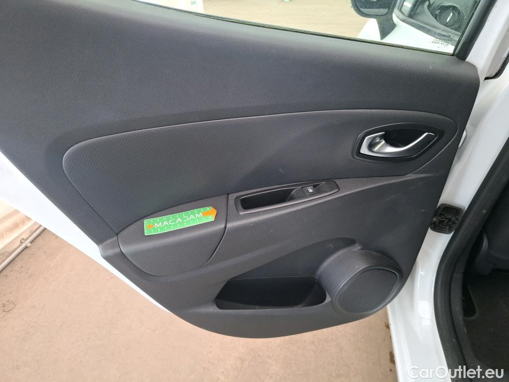  Renault  Clio  IV Business 0.9 TCe 90CV BVM5 E6 #23