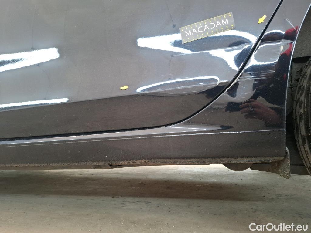  Volkswagen  Golf  VOLKSWAGEN / 2020 / 5P / Berline 2.0 TDI SCR 115 DSG7 Life Busi #4