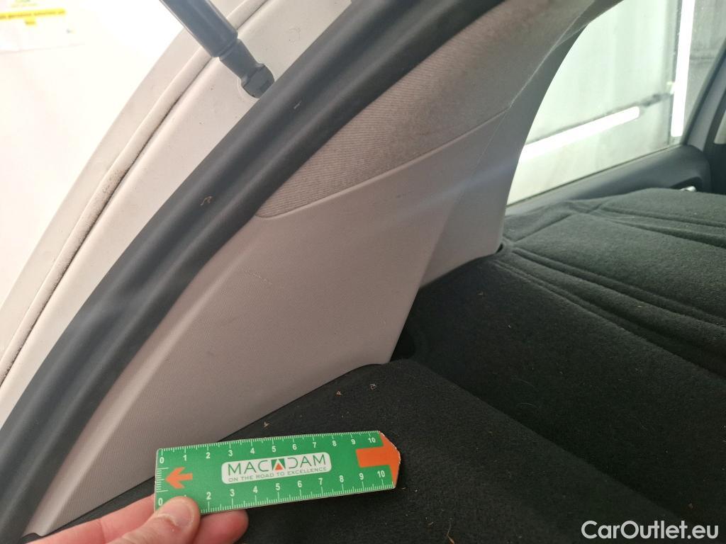  Citroen  C3  Société Feel 1.5 BlueHDI 100CV BVM5 E6dT #34