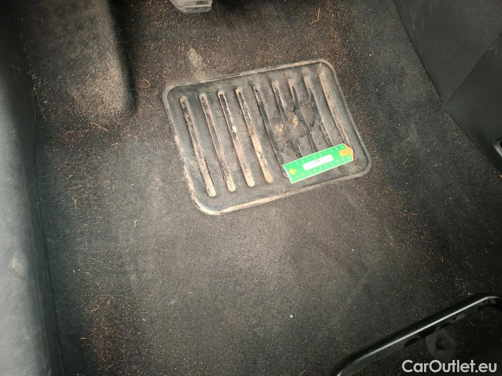  Citroen  C3  Société Feel 1.5 BlueHDI 100CV BVM5 E6dT #1