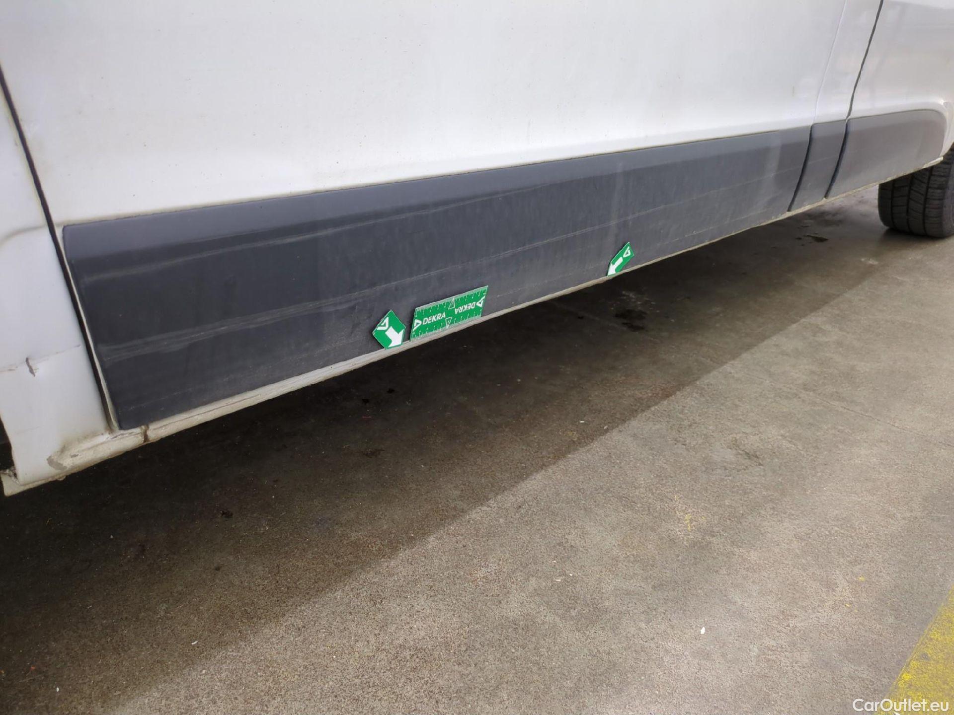  Renault  Trafic  Furgon Grand Confort L1H1 1200 1.6 dCi 125CV BVM6 E6 #21