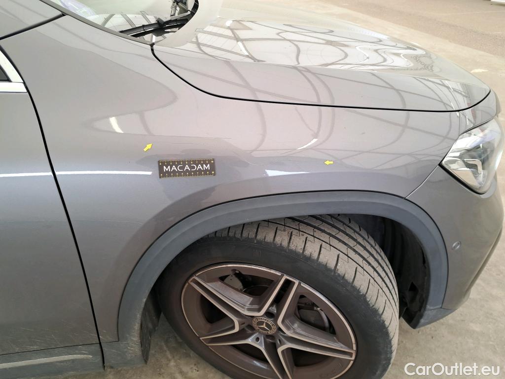  Mercedes  GLA MERCEDES-BENZ  / 2020 / 5P / SUV 1.3  200 AMG LINE DCT #1