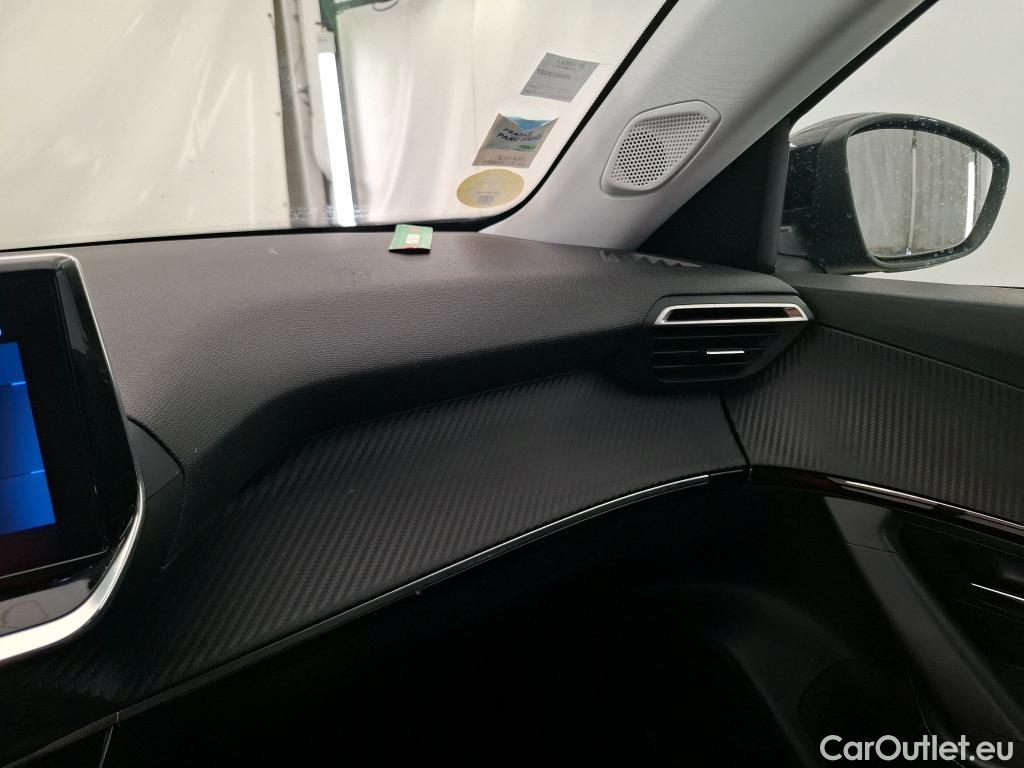  Peugeot  2008  Allure Business 1.5 HDi 110CV BVM6 E6d #1