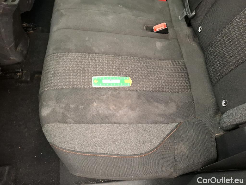  Peugeot  3008  Active Pack 1.5 HDi 130CV BVM6 E6d #51