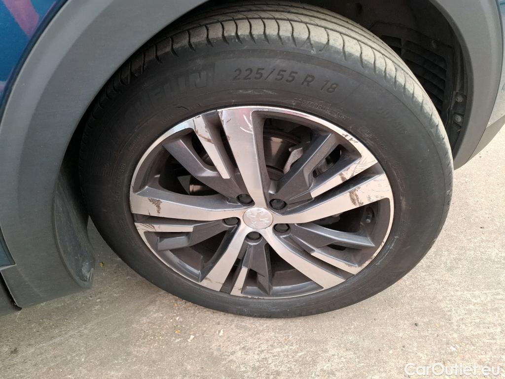  Peugeot  5008  Allure Pack 2.0 HDi 175CV BVA8 7 Sieges E6d #39