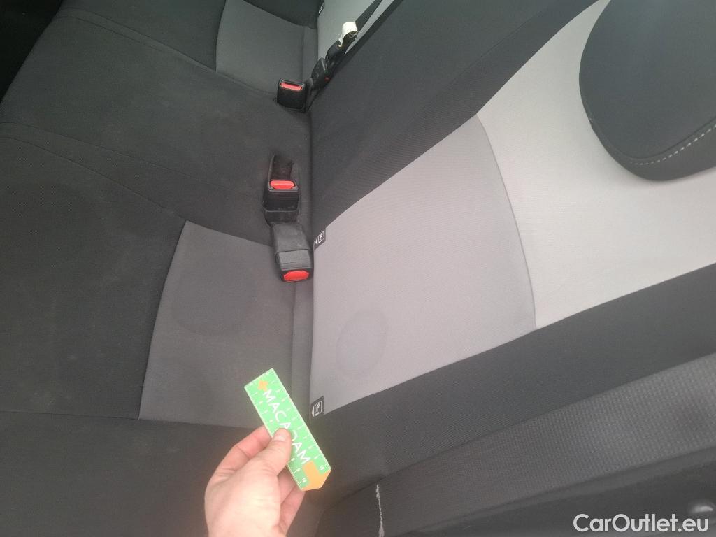  Toyota  Yaris TOYOTA  / 2017 / 5P / Berline 110 VVT-i France Business #27