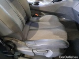  Peugeot  3008 PEUGEOT  / 2020 / 5P / SUV BLUEHDI 130 EAT8 SeS ALLURE #131