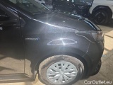  Toyota  Yaris TOYOTA  / 2020 / 5P / BERLINA HYBRID ACTIVE MY20 #29