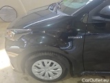  Toyota  Yaris TOYOTA  / 2020 / 5P / BERLINA HYBRID ACTIVE MY20 #59