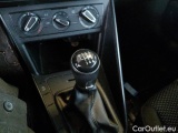  Volkswagen  Polo VOLKSWAGEN  / 2017 / 5P / BERLINA 1.0 TGI TRENDLINE #63