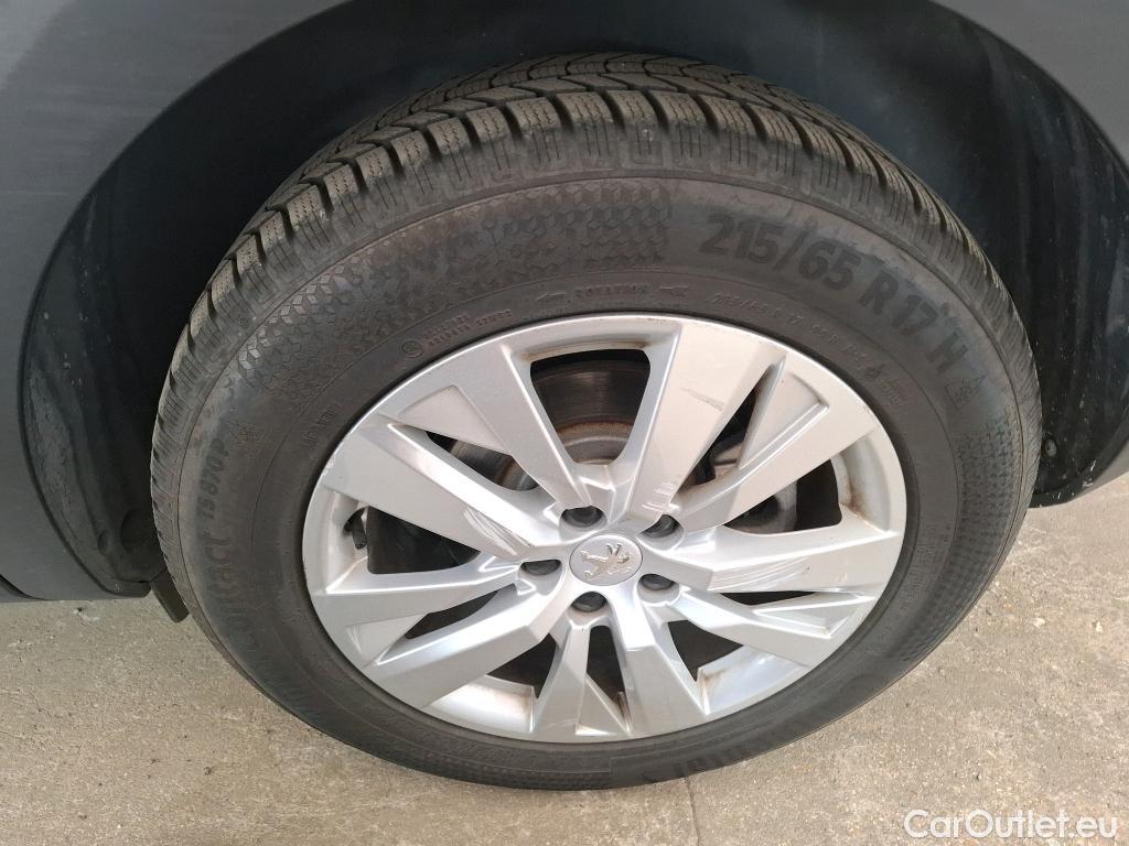  Peugeot  3008  Active Pack 1.2 PureTech 130CV BVA8 E6d #15