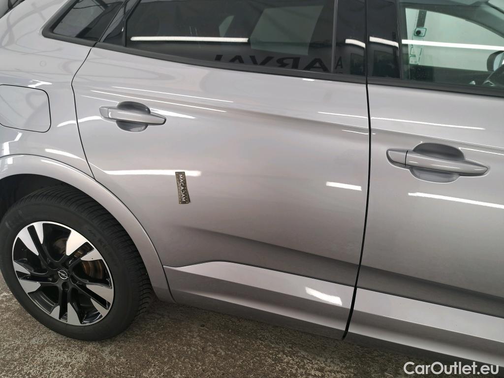  Opel   Grandland X Grandland X Business Elegance 1.5 130CV BVA8 E6d #1