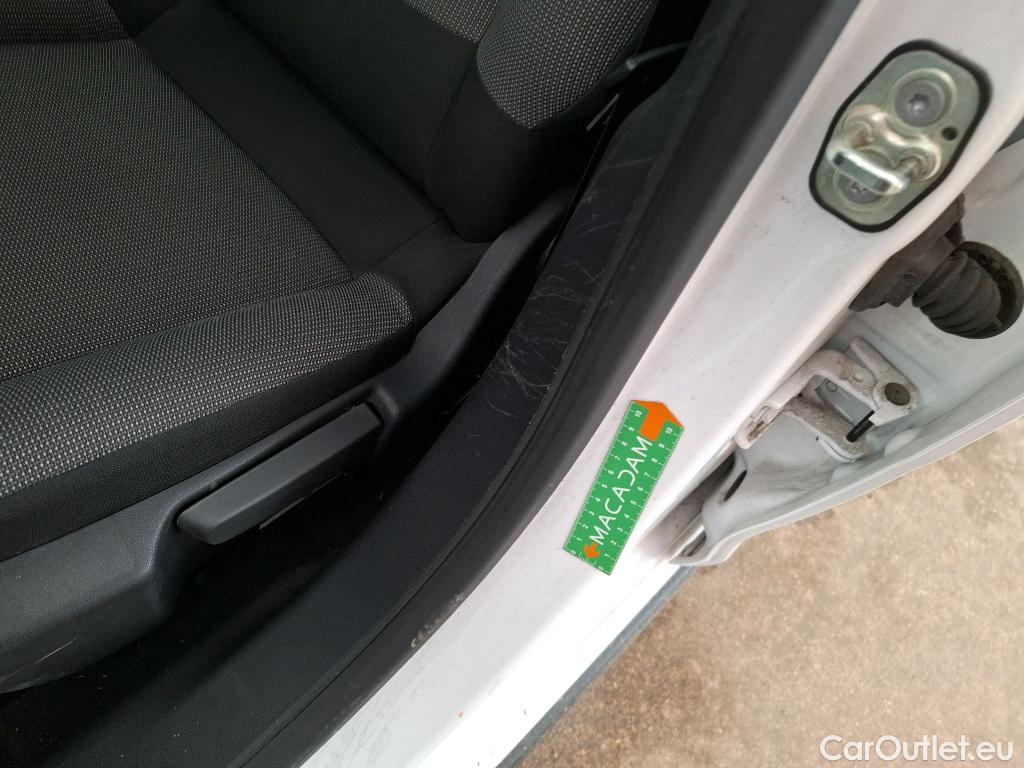  Citroen  C3 CITROEN  Société / 2020 / 5P / Berline / VU BlueHDi 100 SandS BVM6 Feel Nav #5