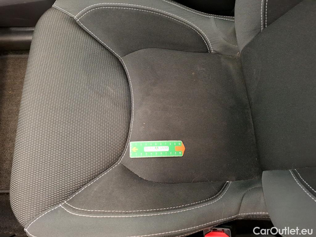  Renault  Clio  IV Business 0.9 TCe 90CV BVM5 E6 #17