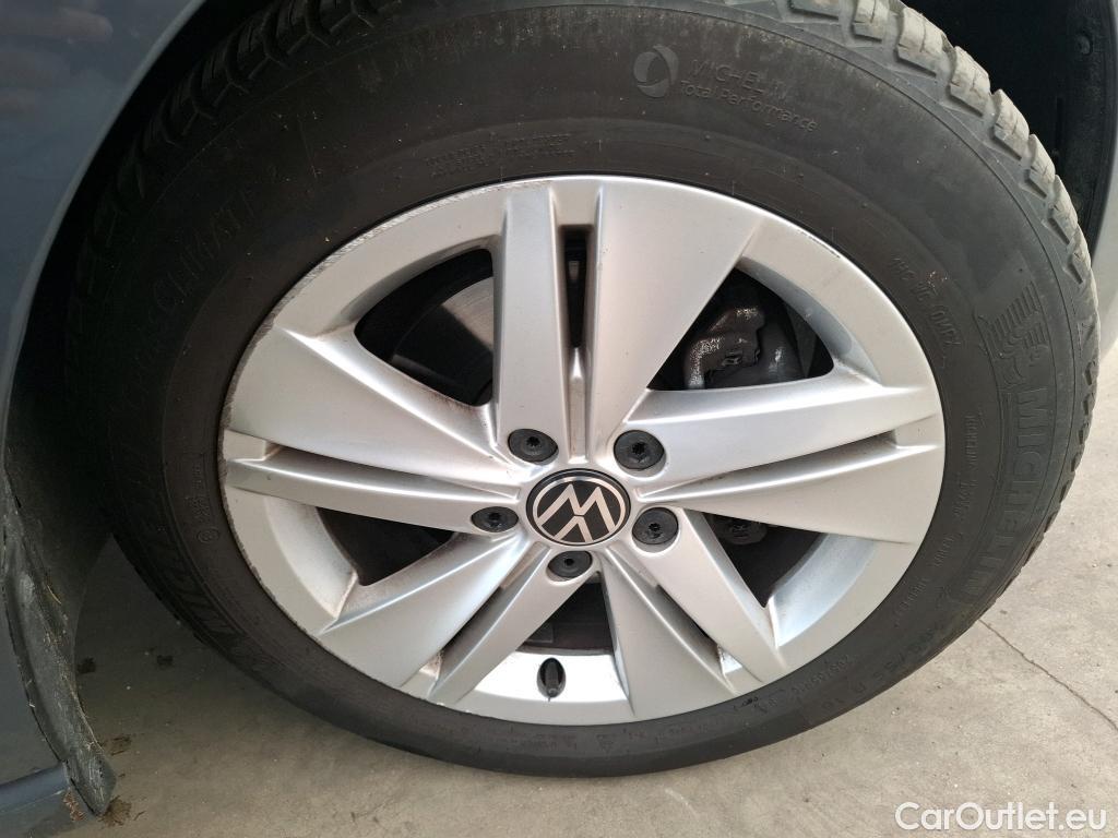  Volkswagen  Golf  VIII Berline Life Plus 2.0 TDI 115CV BVA7 E6d #1