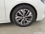  Peugeot  508 PEUGEOT  / 2018 / 5P / STATION WAGON HYBRID 225 ALLURE SW E-EAT8 #17